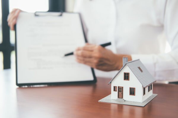 Contrato de arrendamiento y compraventa en Guatemala, firma y escritura pública Contrato de arrendamiento y compraventa en Guatemala, firma y escritura pública